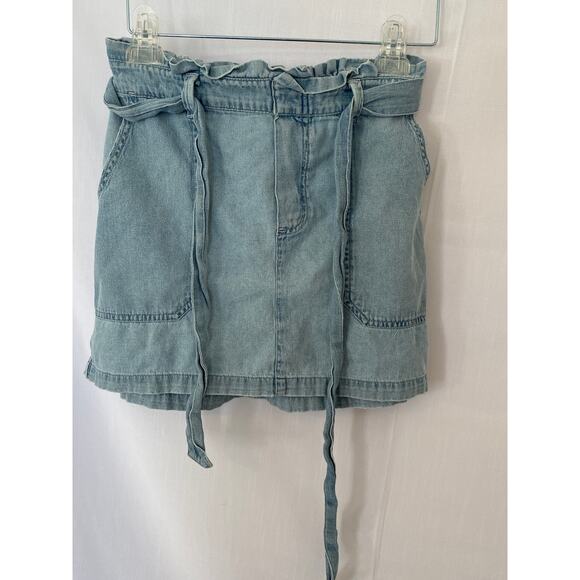 Womens Small Denim Mini Skirt American Eagle Faded w/ pockets pull on GUC - Picture 1 of 7